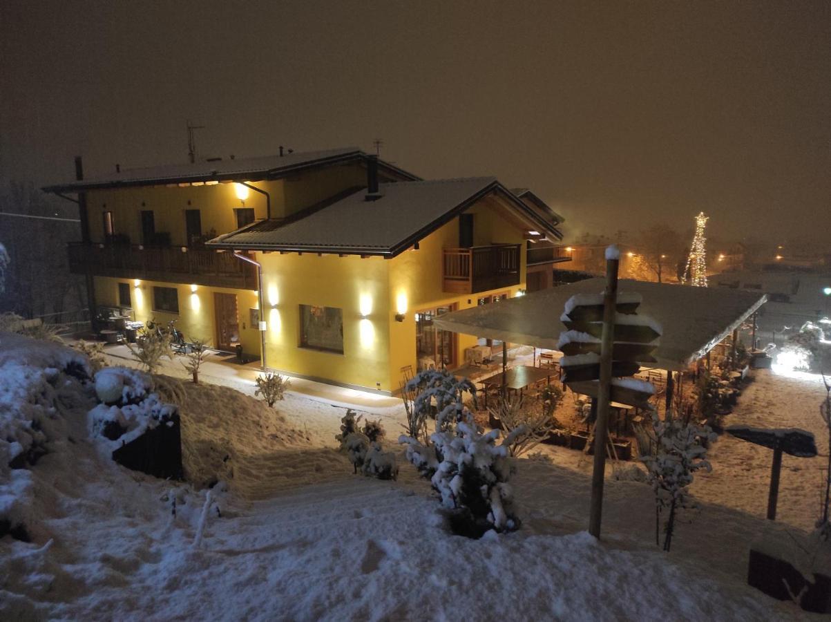 Agriturismo La Soglia Del Parco Ranica Exterior photo