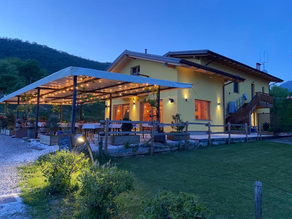 Agriturismo La Soglia Del Parco Ranica Exterior photo